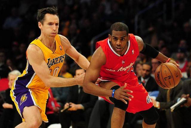 在面对球场 在面对球场