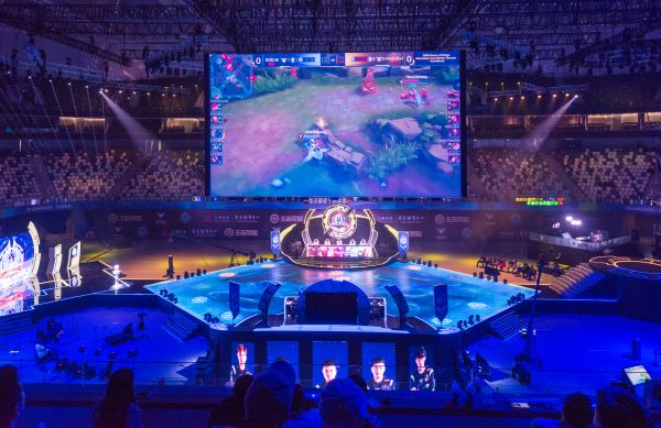 你需要我继 你需要我继