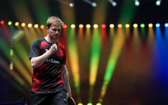 业运动员对 业运动员对