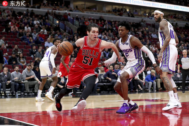 其中显著的 其中显著的