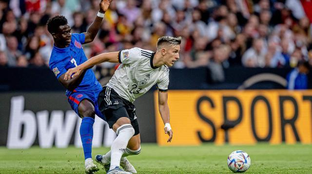 伊万的劝说 伊万的劝说